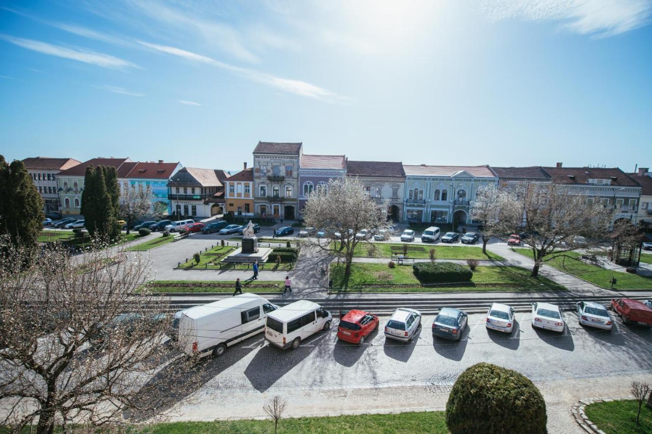 Voeroes Guest House Târgu Secuiesc Exterior foto